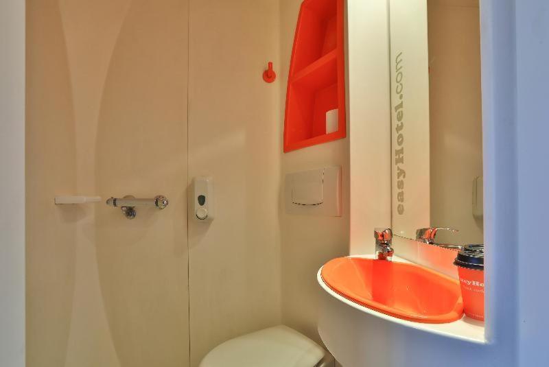 Easyhotel Szófia Szoba fotó